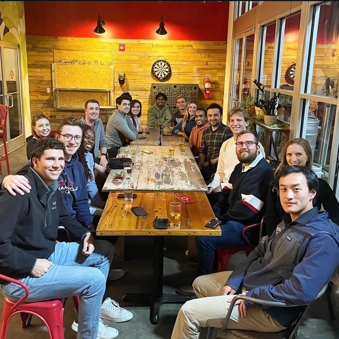 MDplus members at a community dinner